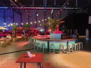 Rund Bar 4